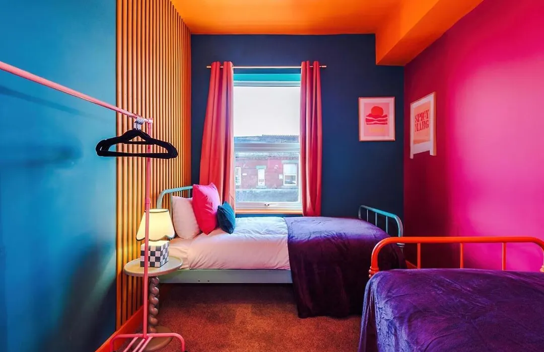 6-Bed Funky Getaway Unique Vibes-1